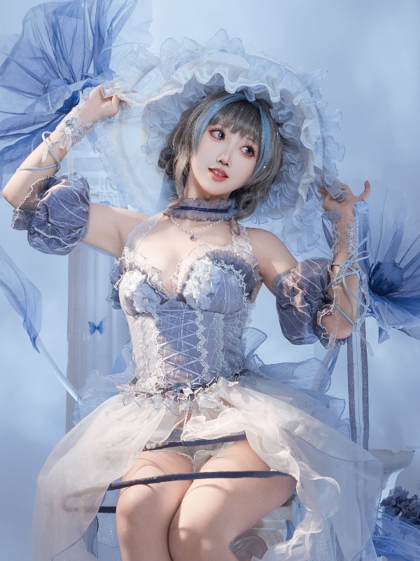面饼仙儿: Nikke 小红帽礼服 (24 photos) Sexy Cosplay
