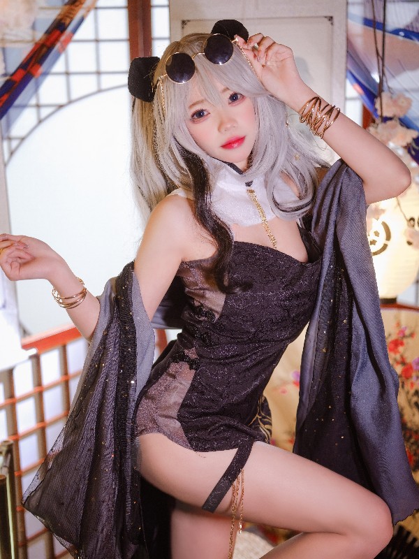 呙呙: 建武旗袍 (37 photos) Sexy Cosplay