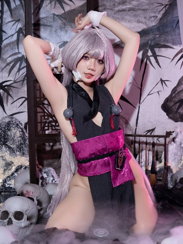 PoppaChan: Laplus in New Outfit (46 photos + 11 videos) Sexy Cosplay