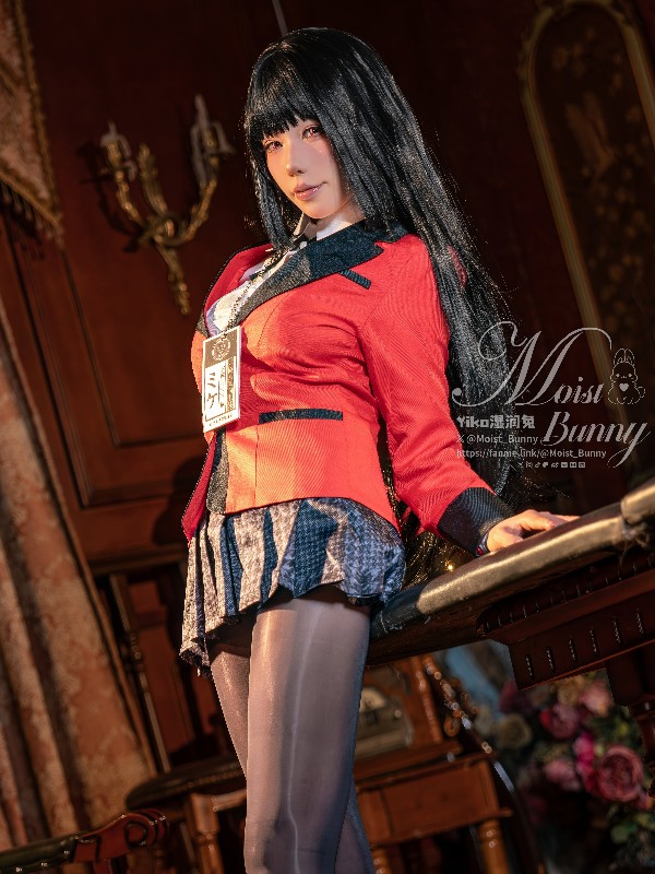 黏黏团子兔: 寂静前夜 (83 photos + 1 video) Sexy Cosplay