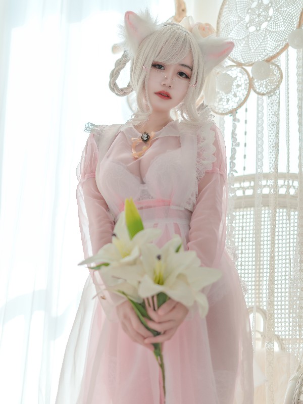 rioko凉凉子: 圣诞草莓蛋糕 (32 photos + 10 videos) Sexy Girl