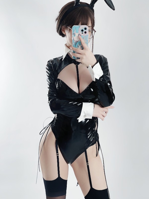 幼愛Youmeko: 小琪舞JK制服 (48 photos) Sexy Cosplay