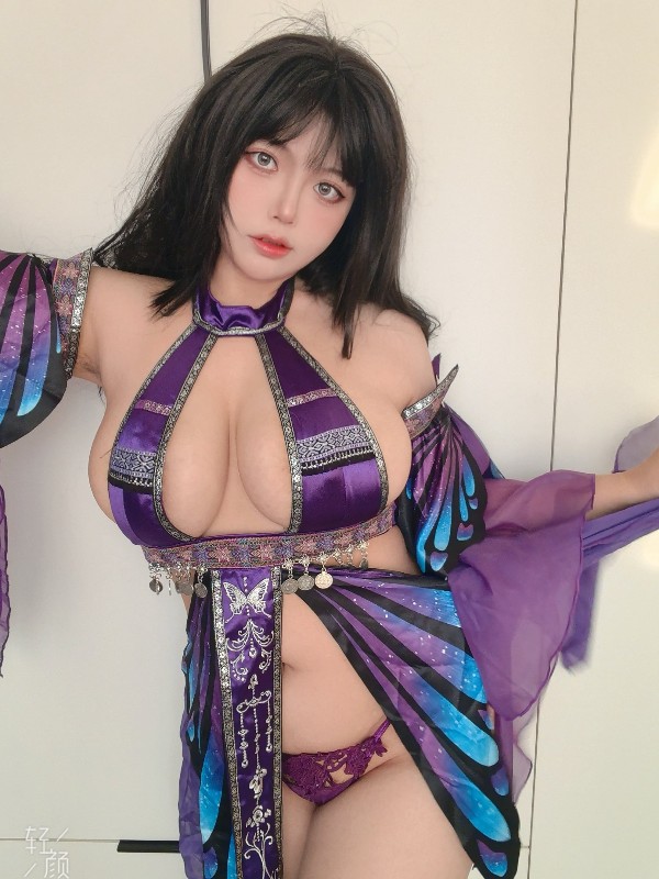 阿半今天很开心: 魅魔 (51 photos) Sexy Cosplay