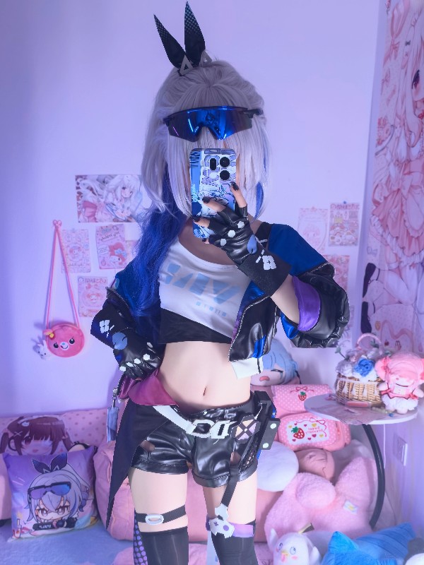 胡桃猫Kurumineko: 美少女万华镜 理与迷宫的少女 (105 photos) Sexy Cosplay