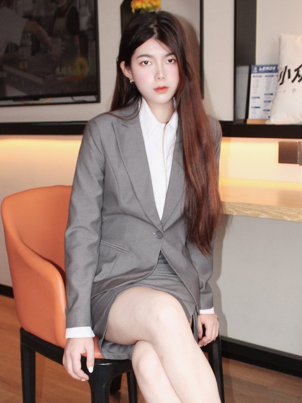 [她们印象] No.054: 冰冰 (318 photos + 1 video) Sexy Girl