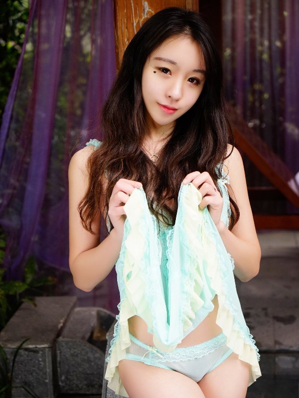TGOD 2016-01-14: Model Crystal (梓萱) (43 photos) Sexy Girl