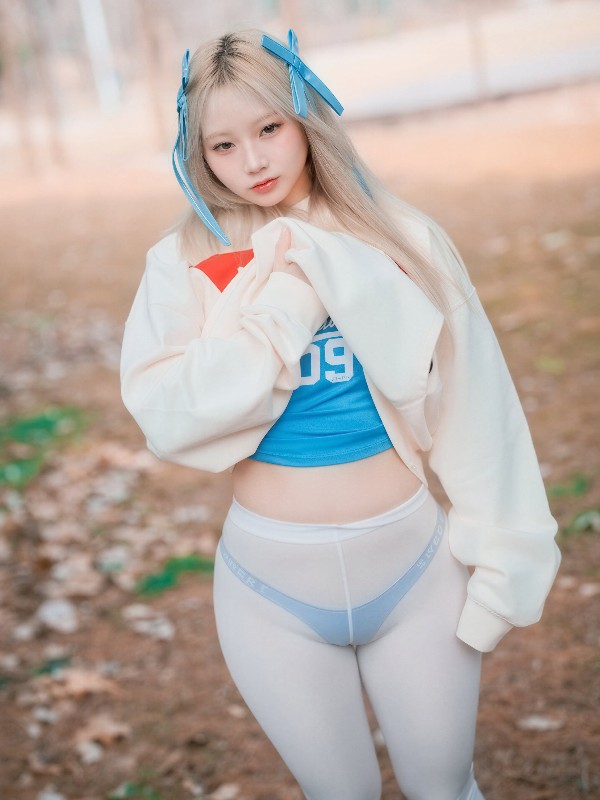 幼水铃衣: 迷失的生命 (61 photos + 1 video) (61 photos)