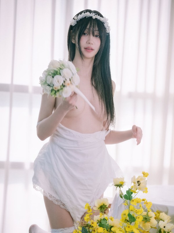 Yeon Woo (연우): OFFICE (205 photos)
