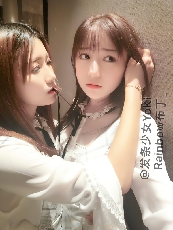 布丁大法 (Pudding Dafa): 白丝百合 与发条合作 (31 photos + 5 videos)