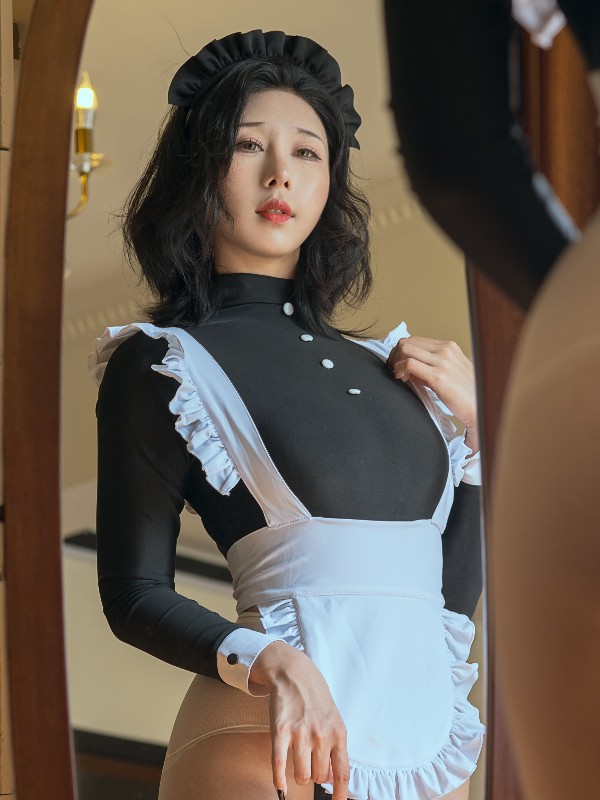 云溪溪 (Yunx1x1): 奶桃&轩萧学姐 朝开暮落-上 (105 photos + 5 videos)