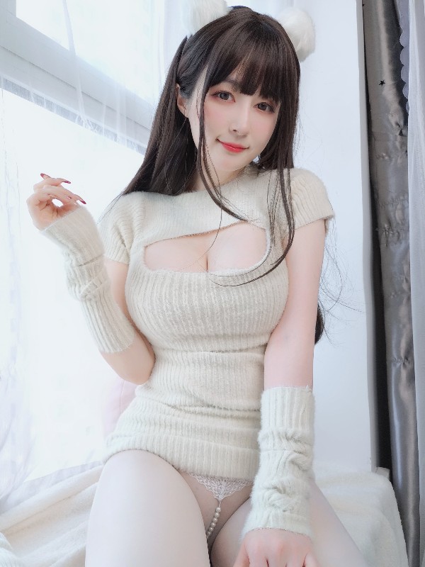 白银81 Vol.104: [Fantia] Jul 2022 (176 photos + 6 videos)