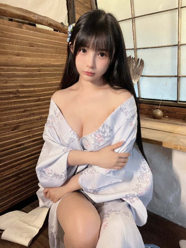 桜井宁宁: 黑纱旗袍 (65 photos)