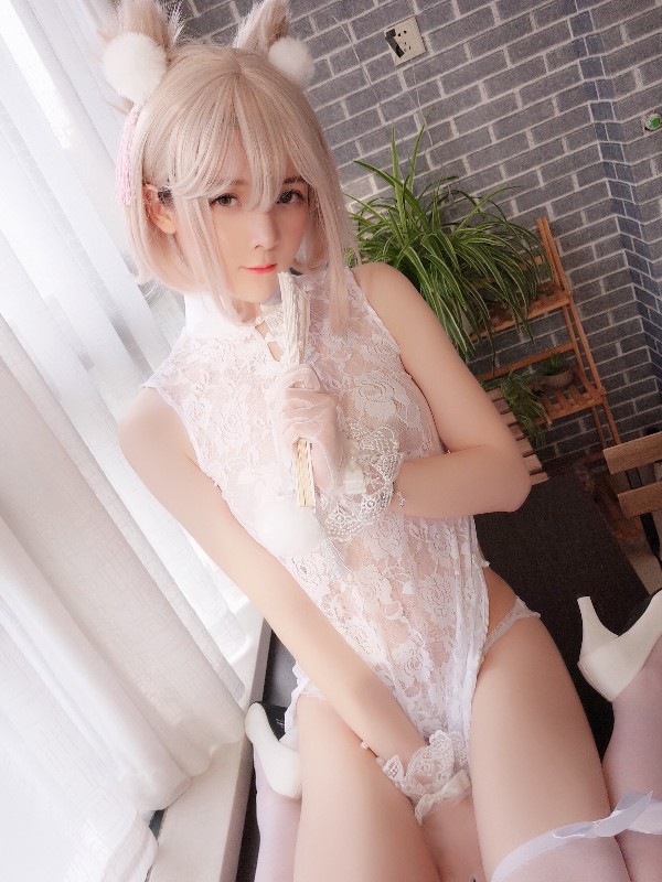 一小央泽 (yixiaoyangze): 狂三 (18 photos)