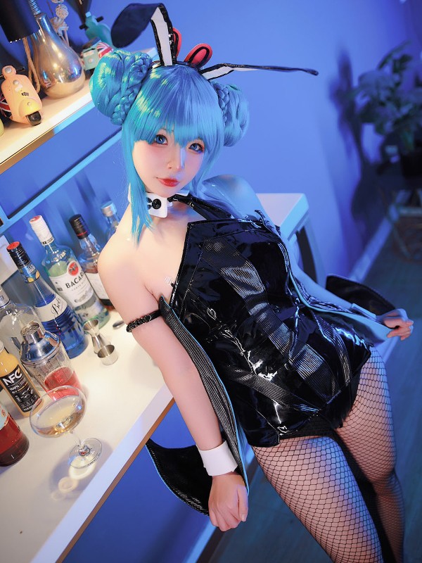 yuuhui玉汇 No.022: 游泳部学妹 (89 photos)