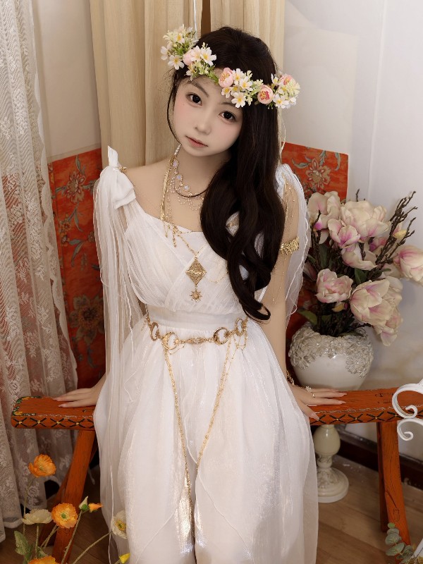 Money冷冷: 紫兔兔 (84 photos + 2 videos) (84 photos)