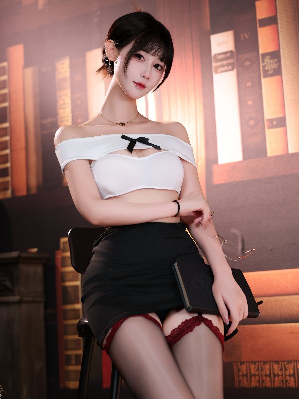 [JP] Miyuka Minami (南みゆか): 「青春からの卒業」【ヤングチャンピオンデジグラ】 (114 photos)