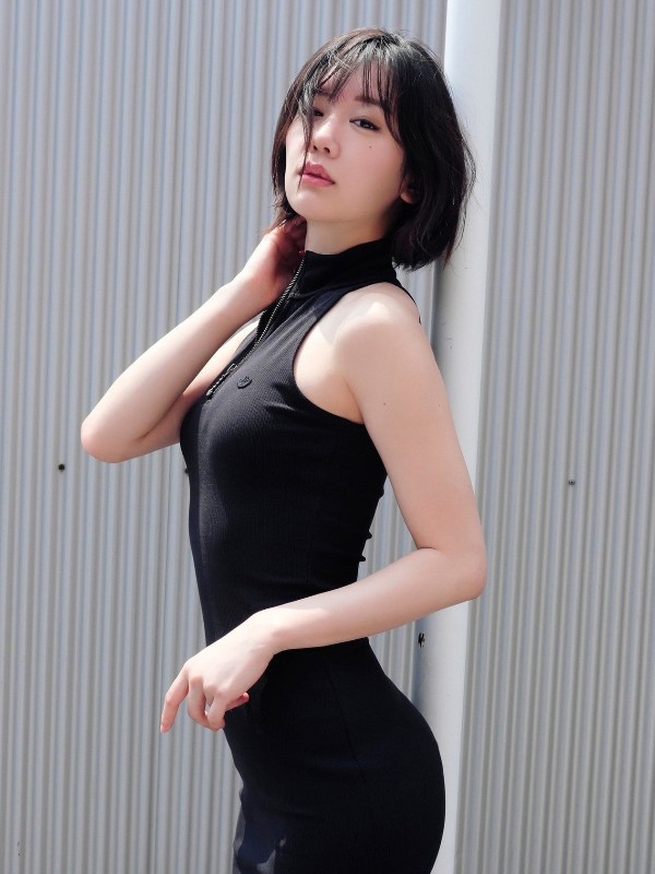 叉子宝宝: 吉他妹妹 (23 photos)