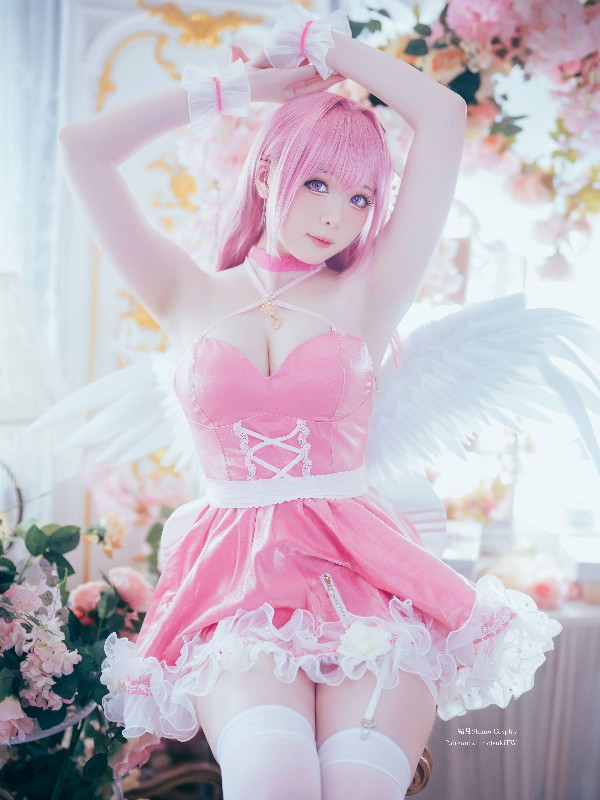 Shimo: Dorothy (NIKKE) (26 photos)