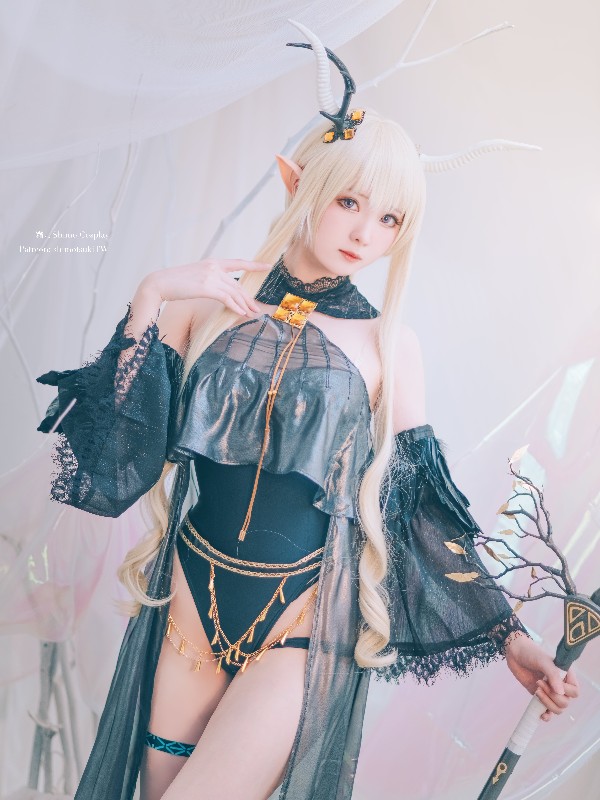 Shimo: Formidable (Azur Lane) (16 photos)
