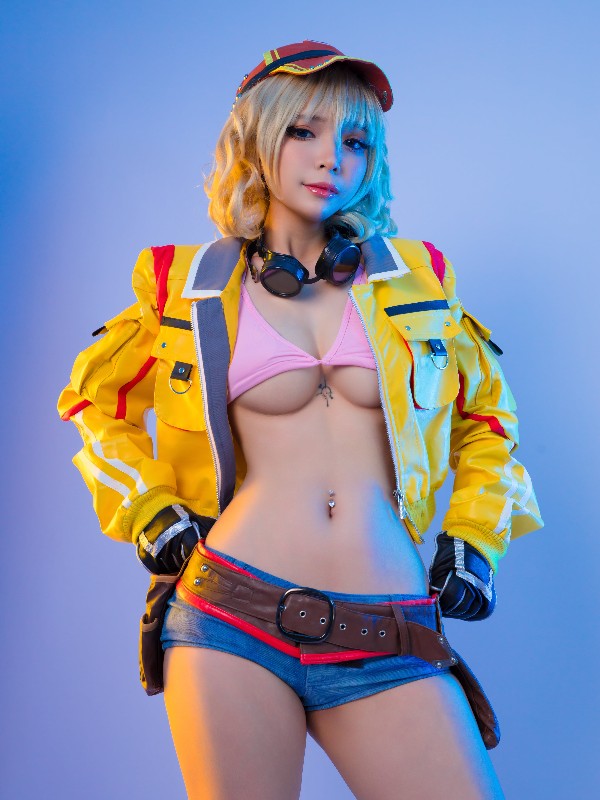 Octokuro: Elsa (Frozen) (16 photos + 1 video)