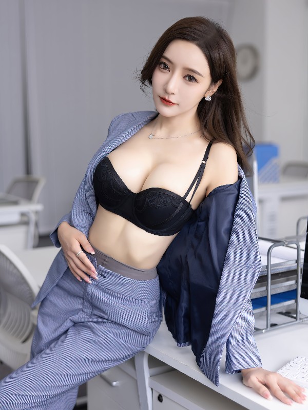 XiaoYu Vol.936: Yanni (王馨瑶) (74 photos)