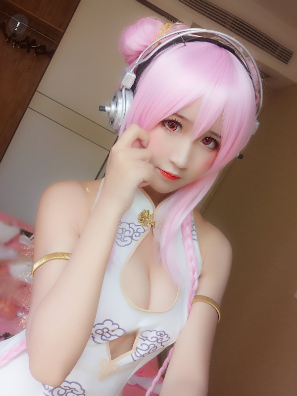 三度_69 Vol.022: 电光超人古立特 (9 photos)