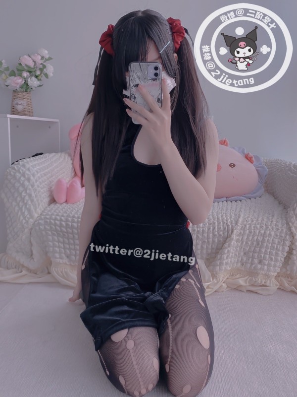 二阶堂: 体操服死库水 (106 photos)