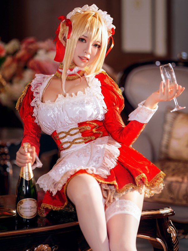 半半子: 二号B型 (50 photos)