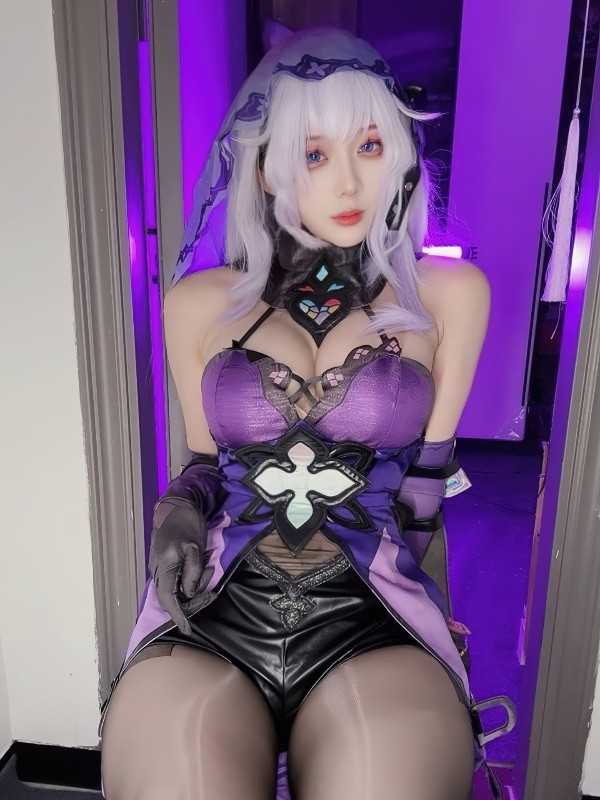 九言: 花嫁 (31 photos + 6 videos)