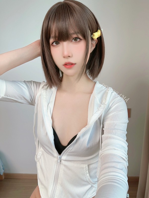 [JP] Arisa Sakamaki (坂巻有紗): 【デジタル限定】 「ナデシコの花」 (週プレ PHOTO BOOK) (80 photos)