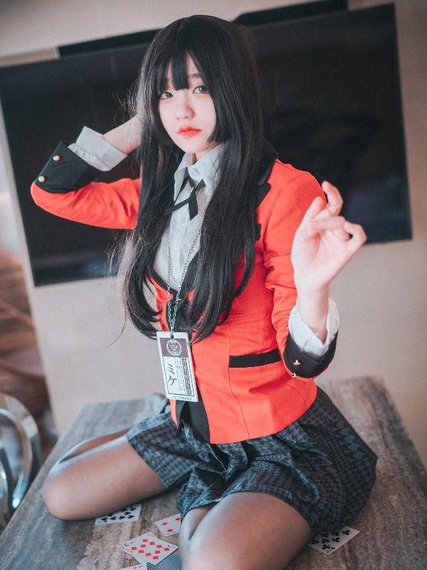 DJAWA Photo – Jeong Jenny (정제니): “Schwarz und Wei Katzenmädchen” (34 photos)