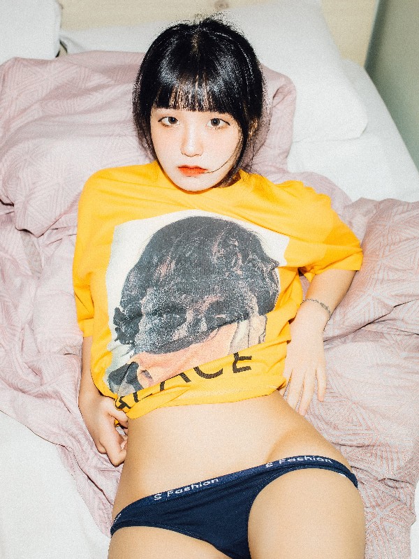 Jeong Jenny (정제니) – Jenny is cute – Moon Night Snap (60 photos)
