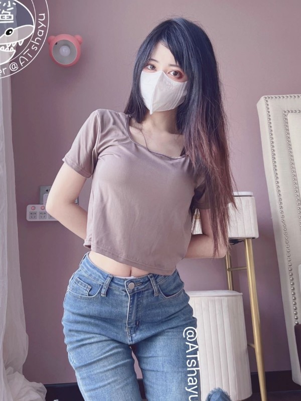 AT鲨: 麻衣学姐 (51 photos + 1 video)