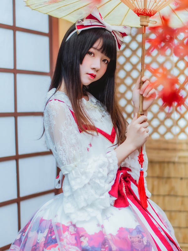 桜桃喵 Vol.020: 和风lolita (22 photos)