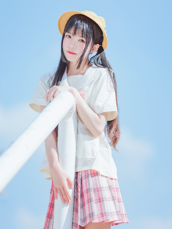 桜桃喵 Vol.083: 桜桃未熟2 幼稚园 (35 photos)