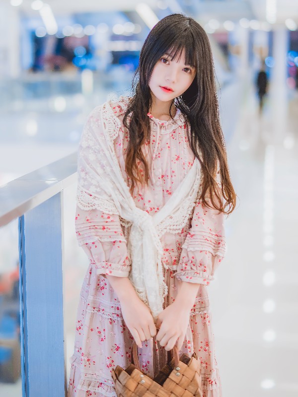 桜桃喵 Vol.066: 少女私房 (50 photos)