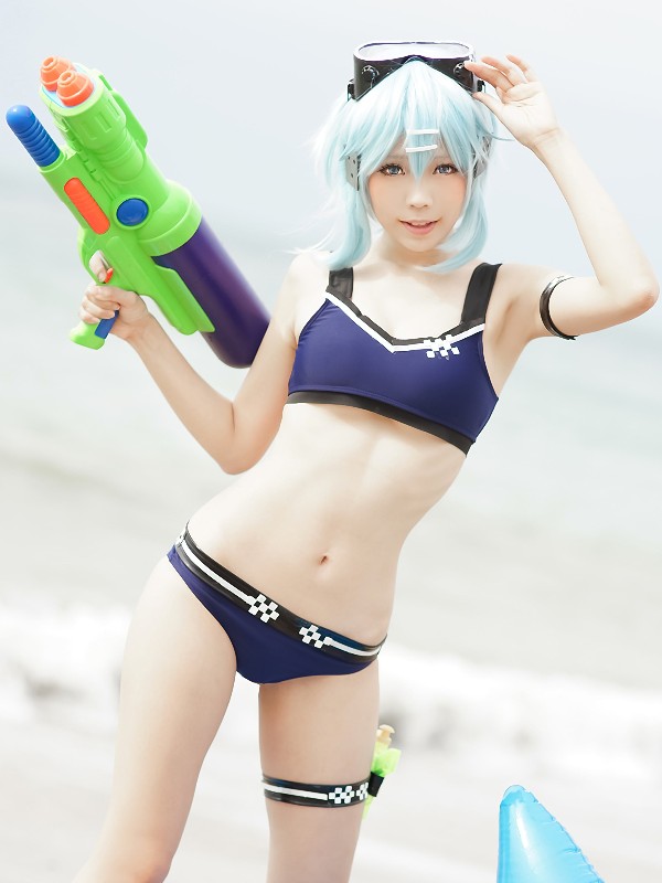 Ely_eee (ElyEE子): 诗乃海边 (35 photos)
