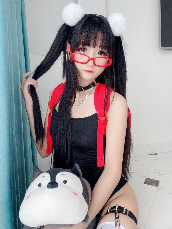 KuukoW No.034: Seiso Bodysuit (24 photos + 8 videos)