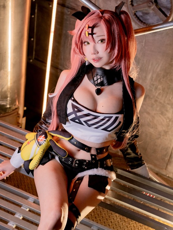 Sameki: Inugami Korone (34 photos)