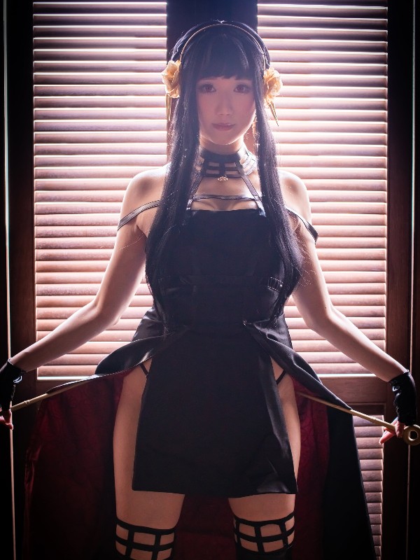 Sameki: Blue Archive Mari (24 photos)