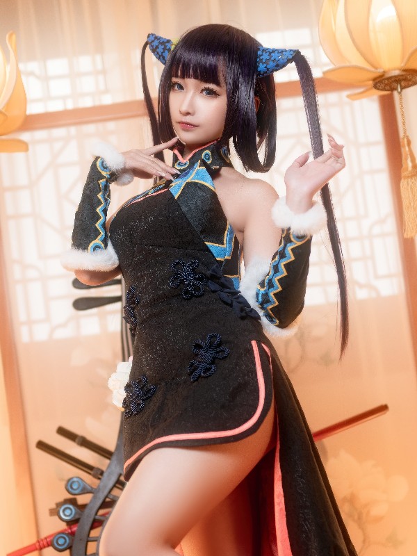 蠢沫沫 (chunmomo) Vol.083: 香子兰 (44 photos)