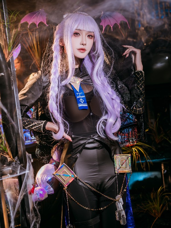 源纱希喵喵喵 & 镜子: 魅魔双人 (28 photos)