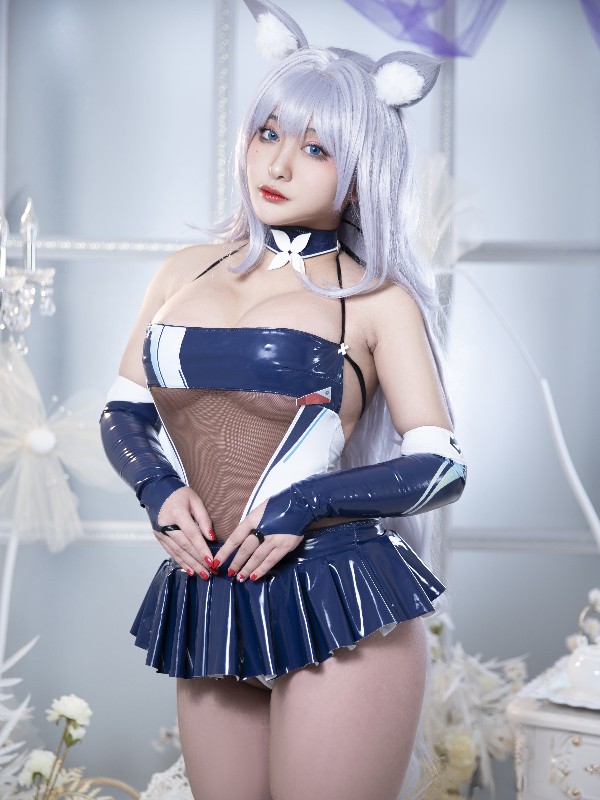源纱希喵喵喵: 红丝绒旗袍 (28 photos)