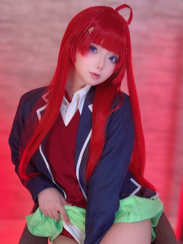 chuchu: #007 神里綾華 (109 photos + 1 video)