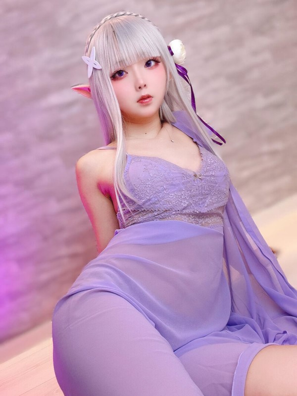 [JP] Nitori Sayaka (似鳥沙也加): デジタル写真集 夢堕ち (61 photos)