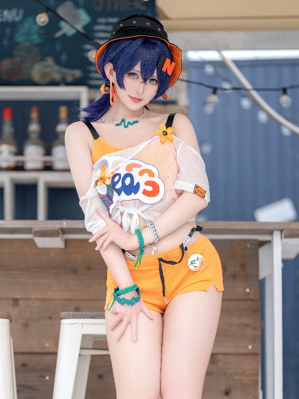 [内购无水印] Yin Tian Tian (尹甜甜sunny): 秀人网模特 贵妇 (107 photos)