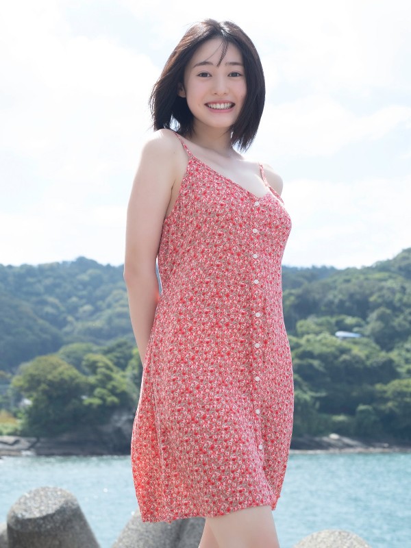 [内购无水印] 小肉肉咪: 秀人网模特 泳池春光 (86 photos)