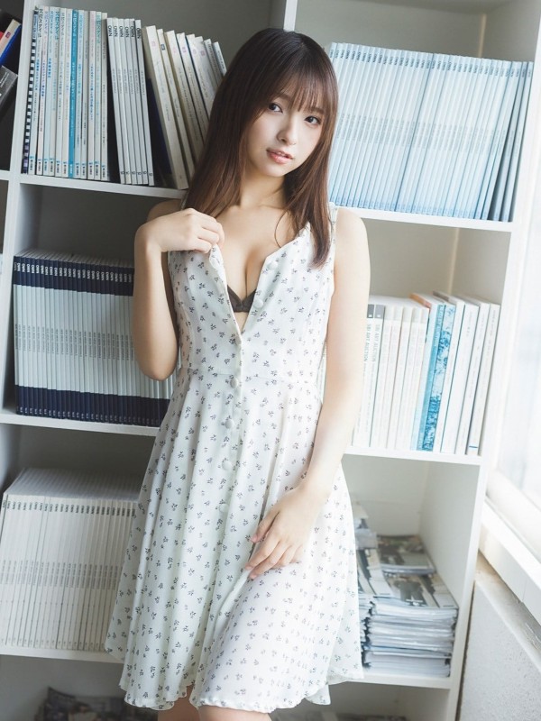 [JP] Runa Ichinose (一ノ瀬瑠菜): BOMBデジタル写真集 『気まぐれな天使』 (90 photos)