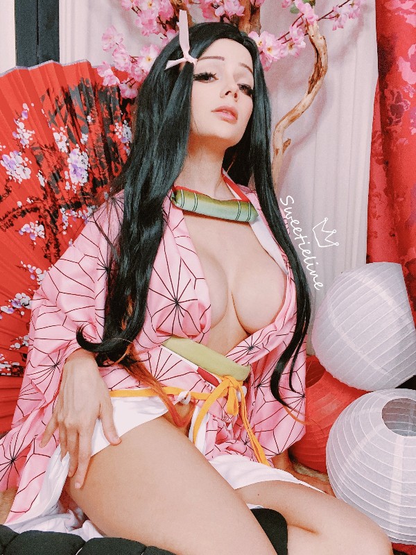 SweetieLine: D.Va (Overwatch) (19 photos)