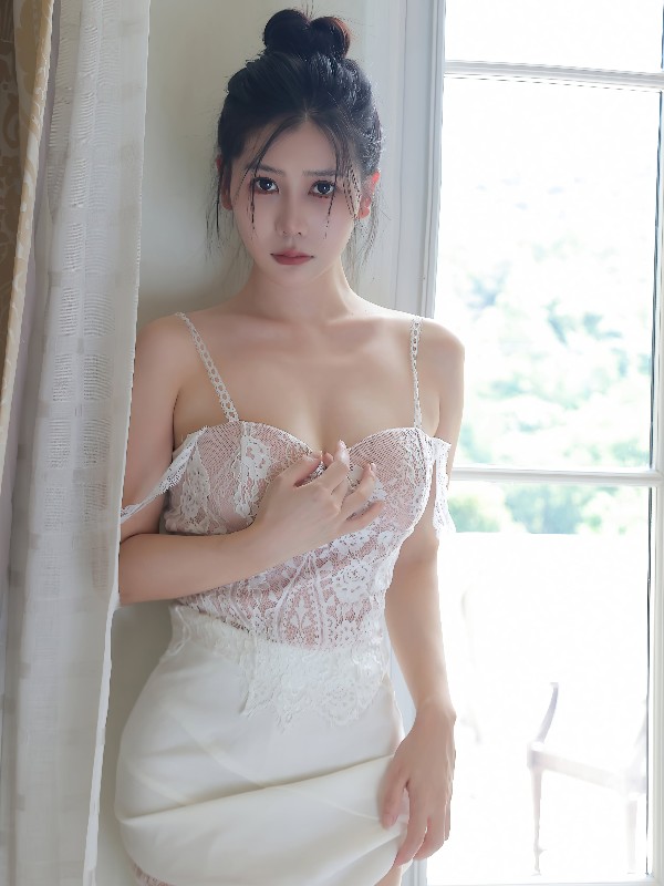 XIUREN No.6920 Yin Tian Tian (尹甜甜) (83 photos)